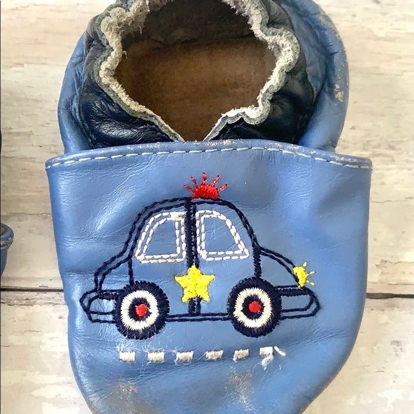Robeez Size 3 Baby Boys Moccasin Shoes Blue Car Design Baby Leather Boots - Picture 2 of 3